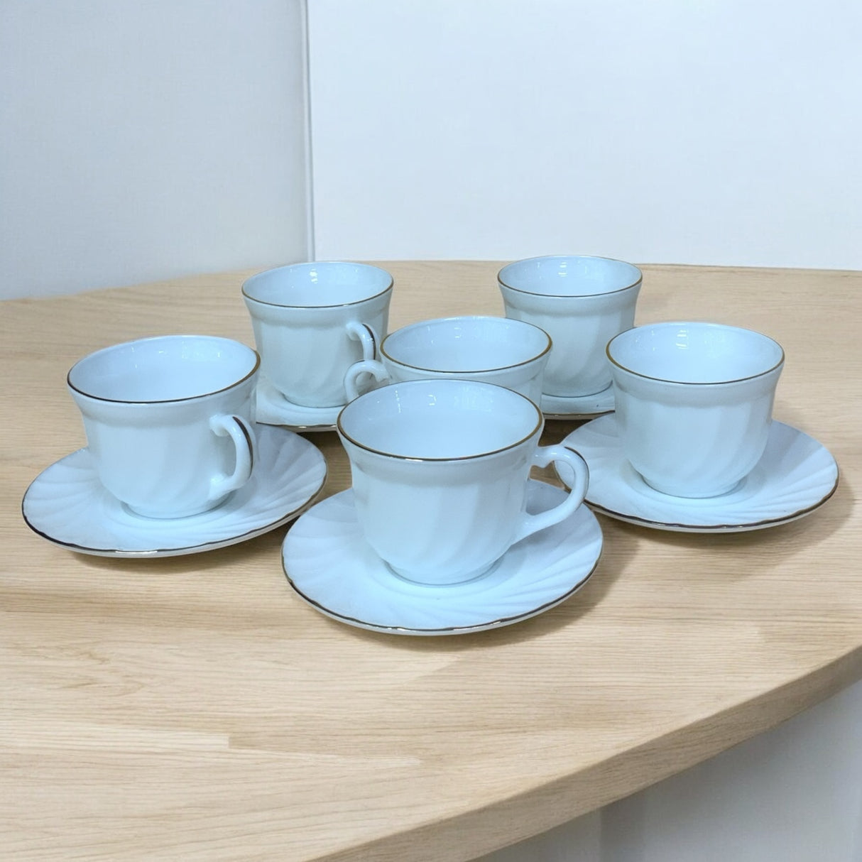 Elegant 12-Piece Tea Set for a Delightful Tea-Time