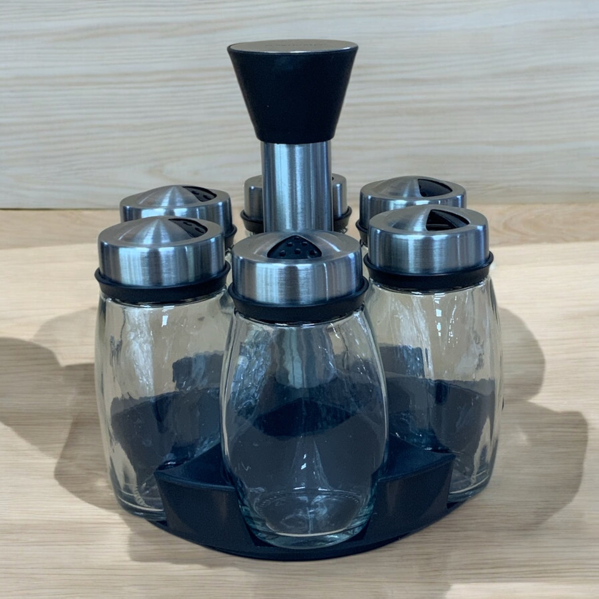 The Versatile 7-Piece Spice Rack for Effortless Cooking