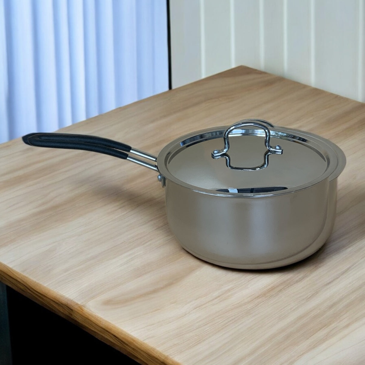 High-Quality Sauce Pan with Even Heat Distribution