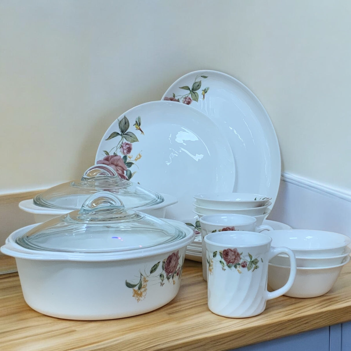 Luxury Floral 27-Piece Dinner Set – Stylish Family Dining