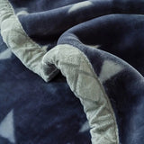 Soft & Cozy Triangle-Patterned Fleece Blanket for Ultimate Comfort